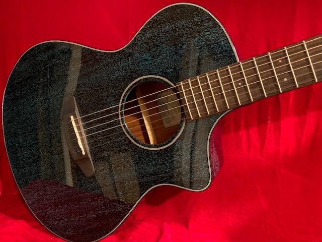 Breedlove Rainforest Concert MB-CE Midnight Blue /no case