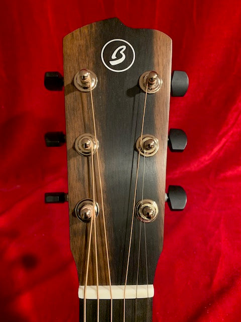 Breedlove RTC-SRce Roots Concert w/ Breedlove Case