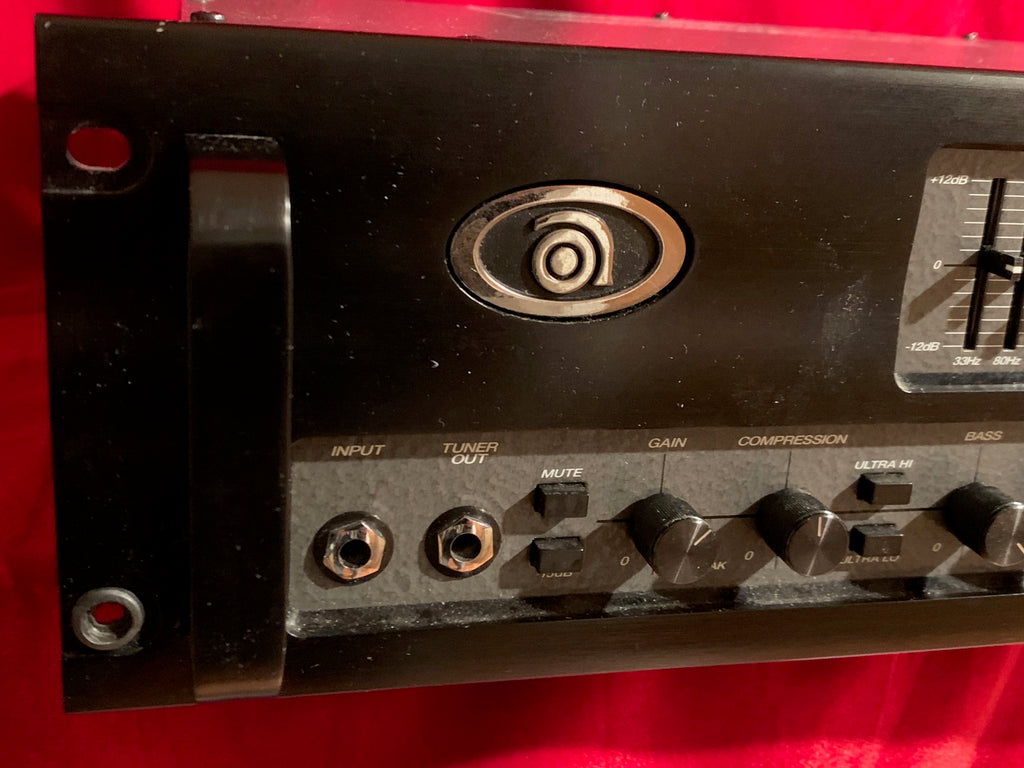 Ampeg SVT-4 PRO Tube Bass Amp Head (pre-owned)