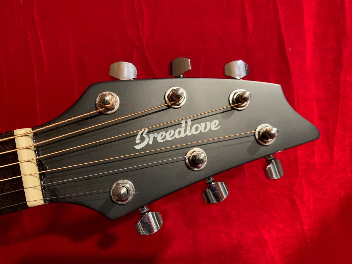 Breedlove Discovery S Concert Satin European Spruce-African Mahogany HB Acoustic Guitar Ghost Burst