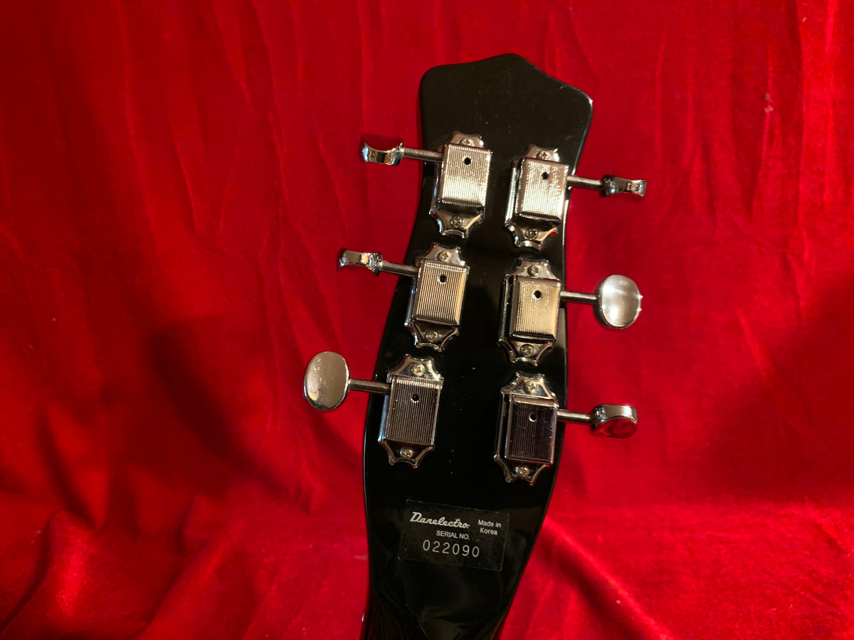 Danelectro Red Six String-C