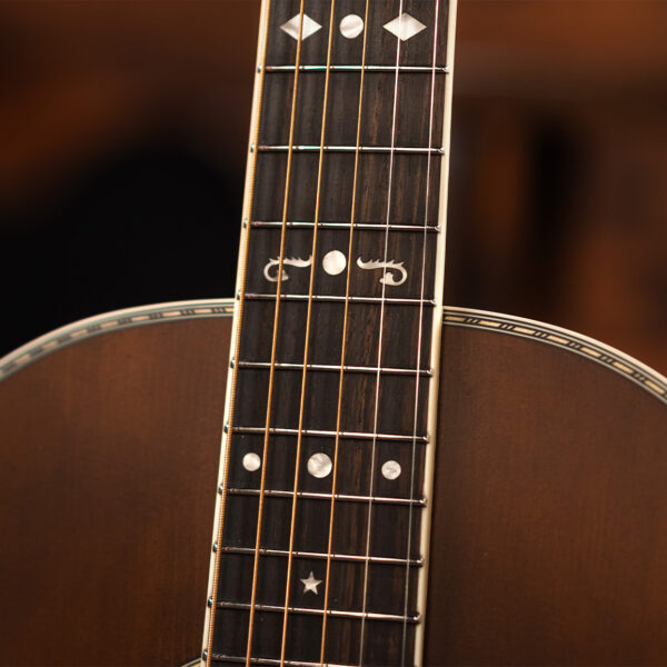 Washburn R310K Victorian Parlor Acoustic Guitar w/Gigbag, Antique Brown